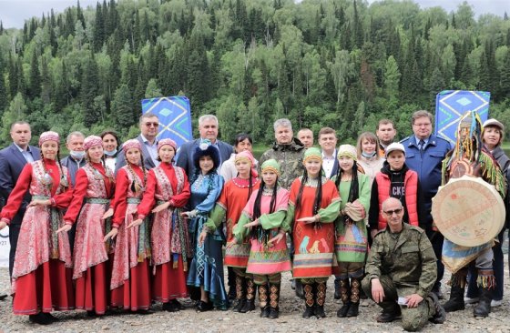 Распадская угольная компания выпустит в сибирские реки 80 тыс. мальков