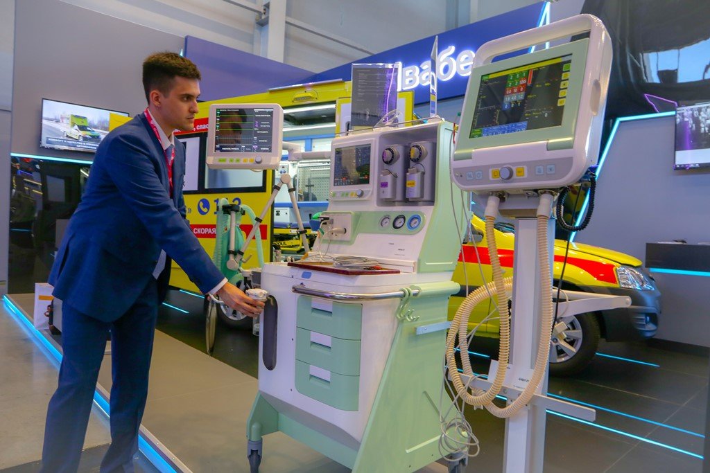 ЕВРАЗ направил 18,5 млн рублей на поддержку молодых свердловских ученых ЕВРАЗ направил 18,5 млн рублей на поддержку молодых свердловских ученых