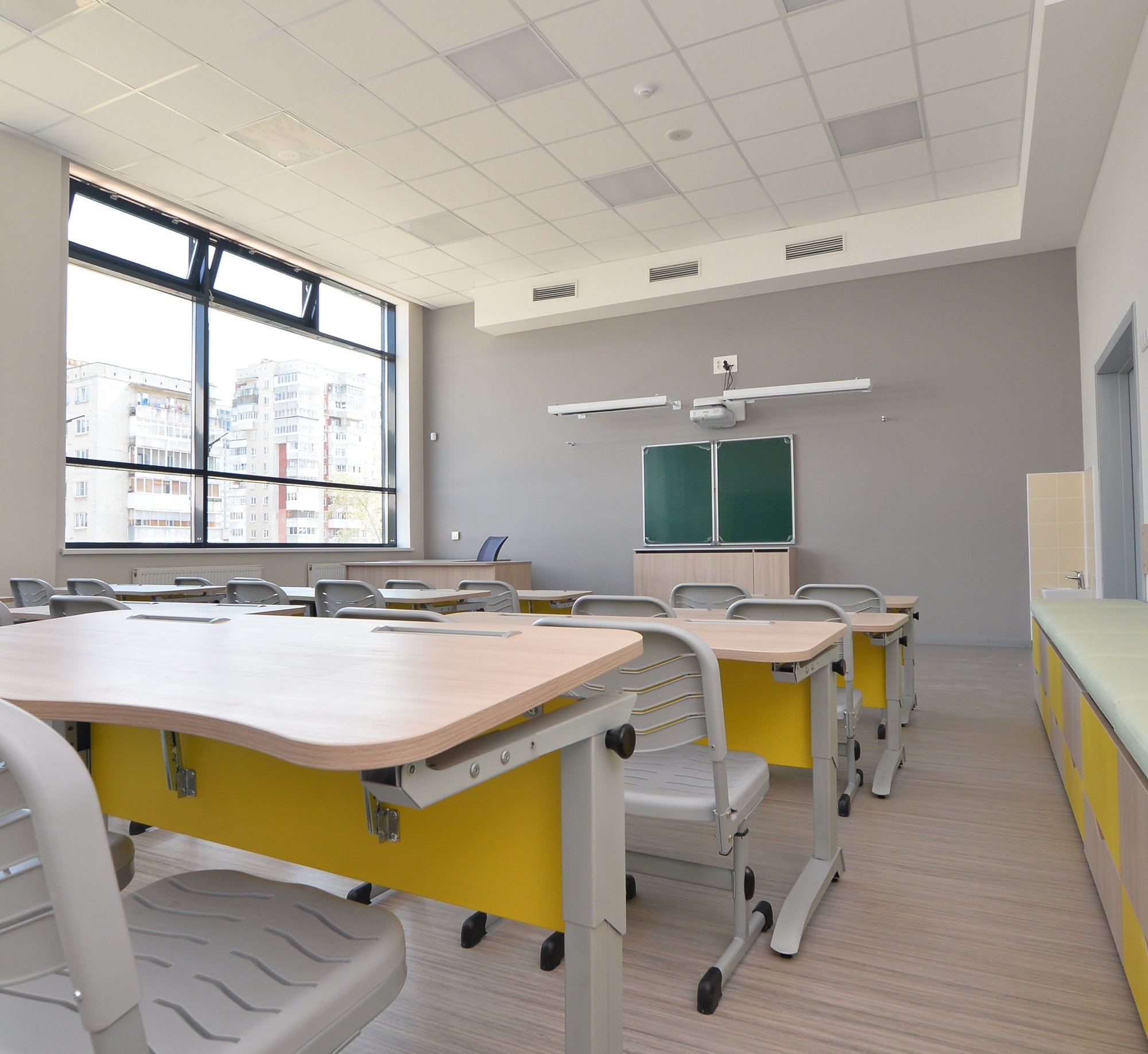 «Атомстройкомплекс» завершил реконструкцию школы № 80 в Екатеринбурге «Атомстройкомплекс» завершил реконструкцию школы № 80 в Екатеринбурге