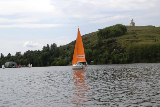 ЕВРАЗ выделил 700 тыс. рублей на развитие парусного спорта в Нижнем Тагиле ЕВРАЗ выделил 700 тыс. рублей на развитие парусного спорта в Нижнем Тагиле