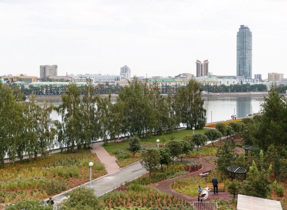 Набережной дали зеленый свет