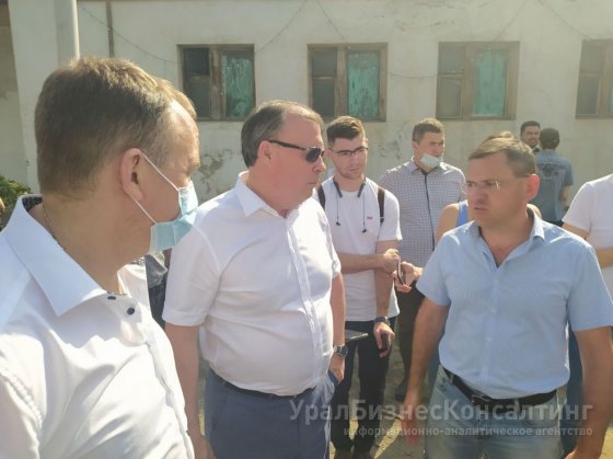 Реконструкцию дороги на улице Эстонской в Екатеринбурге закончат на следующей неделе