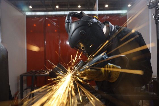 Мастера ЕВРАЗа сразятся за победу на VIII Национальном чемпионате WorldSkills Hi-Tech в Екатеринбурге Мастера ЕВРАЗа сразятся за победу на VIII Национальном чемпионате WorldSkills Hi-Tech в Екатеринбурге