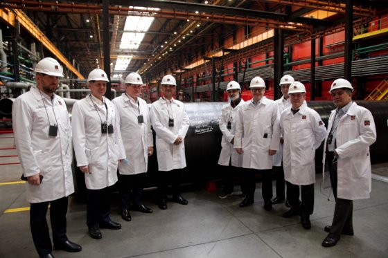 Министр экономики Пакистана ознакомился с производственными мощностями ЧТПЗ Министр экономики Пакистана ознакомился с производственными мощностями ЧТПЗ