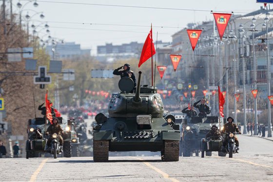 Екатеринбург отпраздновал День Победы Екатеринбург отпраздновал День Победы
