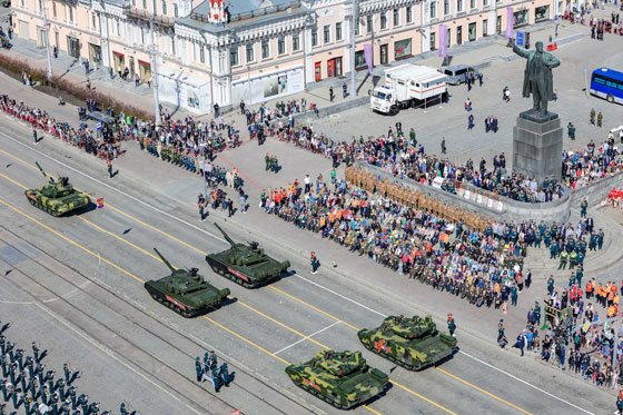Екатеринбург отпраздновал День Победы Екатеринбург отпраздновал День Победы
