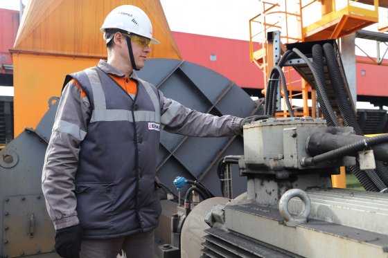 ЕВРАЗ НТМК вложил более 200 млн рублей в обновление аспирационных установок на коксохимическом производстве