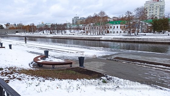 Сквер готов к празднику