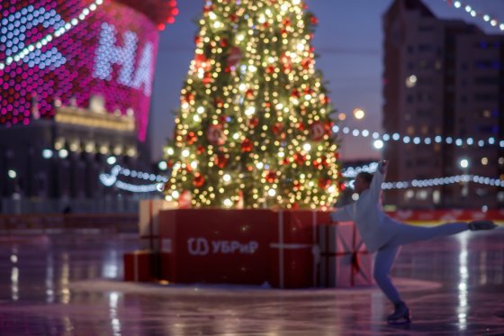 УБРиР приглашает екатеринбуржцев на открытие катка в «Арена Парке»