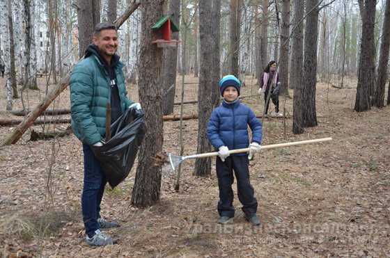 В Краснолесье жители объединились и навели порядок