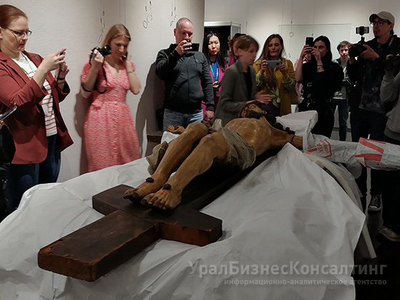 Достать богов