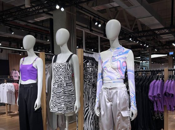 В екатеринбургском ТЦ «Гринвич» за неделю открылись четыре новых магазина В екатеринбургском ТЦ «Гринвич» за неделю открылись четыре новых магазина