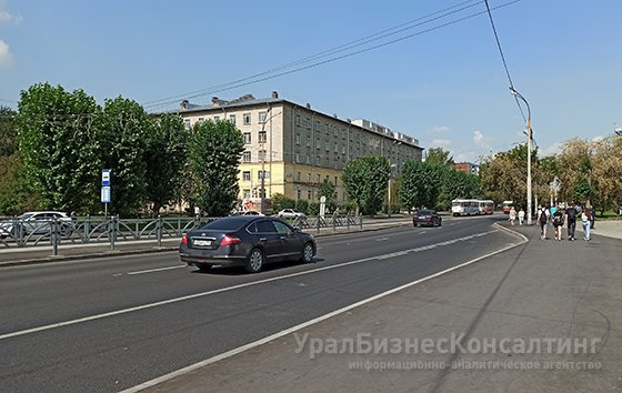 В Екатеринбурге завершили ремонт улицы 8 Марта В Екатеринбурге завершили ремонт улицы 8 Марта