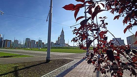 Академический поставили на рельсы