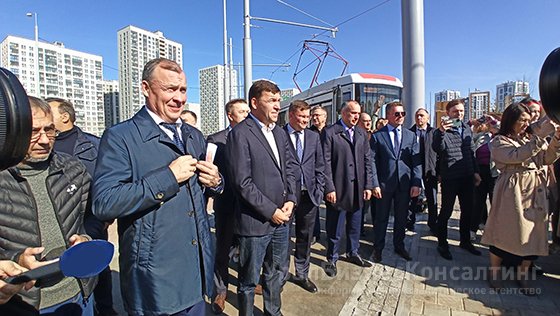 Академический поставили на рельсы