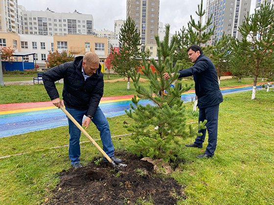 Академическому району Екатеринбурга исполняется 14 лет Академическому району Екатеринбурга исполняется 14 лет