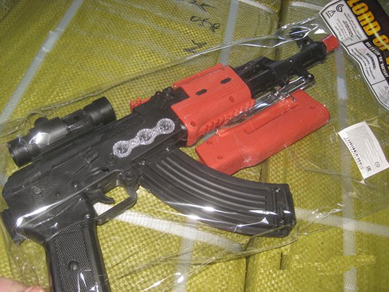 «Концерн Калашников» потребовал изъять партию контрафактных игрушек в Екатеринбурге