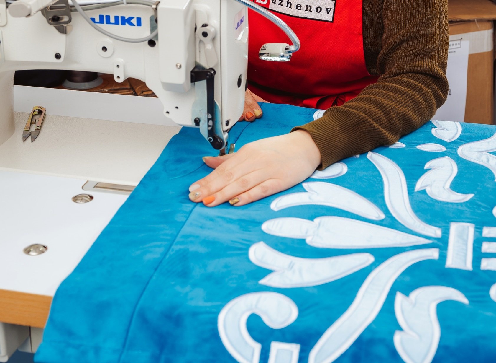 В Екатеринбурге в 2024 году начнут строительство фабрики по производству тканей для российских театров