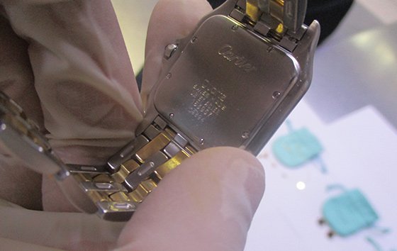 Кольцовские таможенники оштрафовали женщину с двойным гражданством за недекларированный ввоз брендовых товаров на сумму 11 млн рублей Кольцовские таможенники оштрафовали женщину с двойным гражданством за недекларированный ввоз брендовых товаров на сумму 11 млн рублей