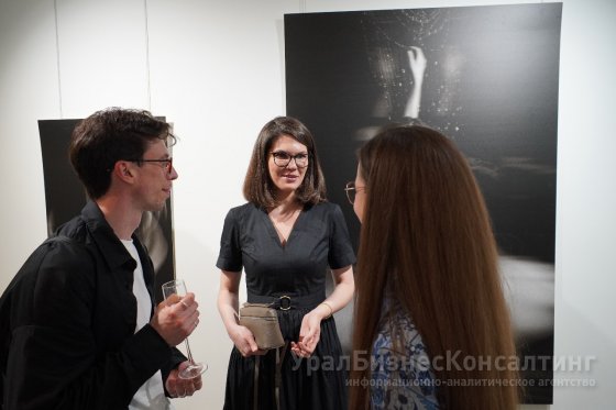 Оптика, фотовыставка и балет Оптика, фотовыставка и балет