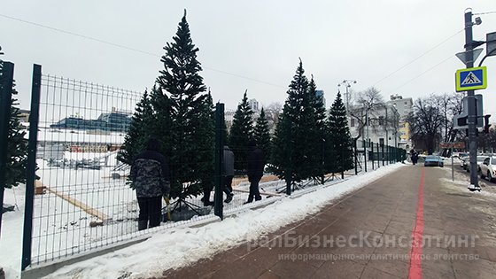 Екатеринбург готовится к Новому году Екатеринбург готовится к Новому году