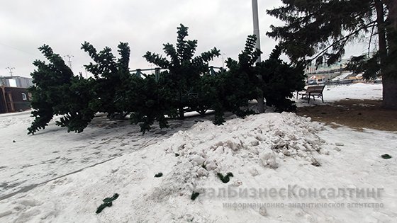 Екатеринбург готовится к Новому году Екатеринбург готовится к Новому году