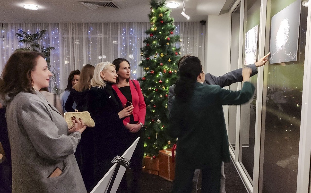 В Екатеринбурге открылась фотовыставка «Венгрия: город и природа» В Екатеринбурге открылась фотовыставка «Венгрия: город и природа»