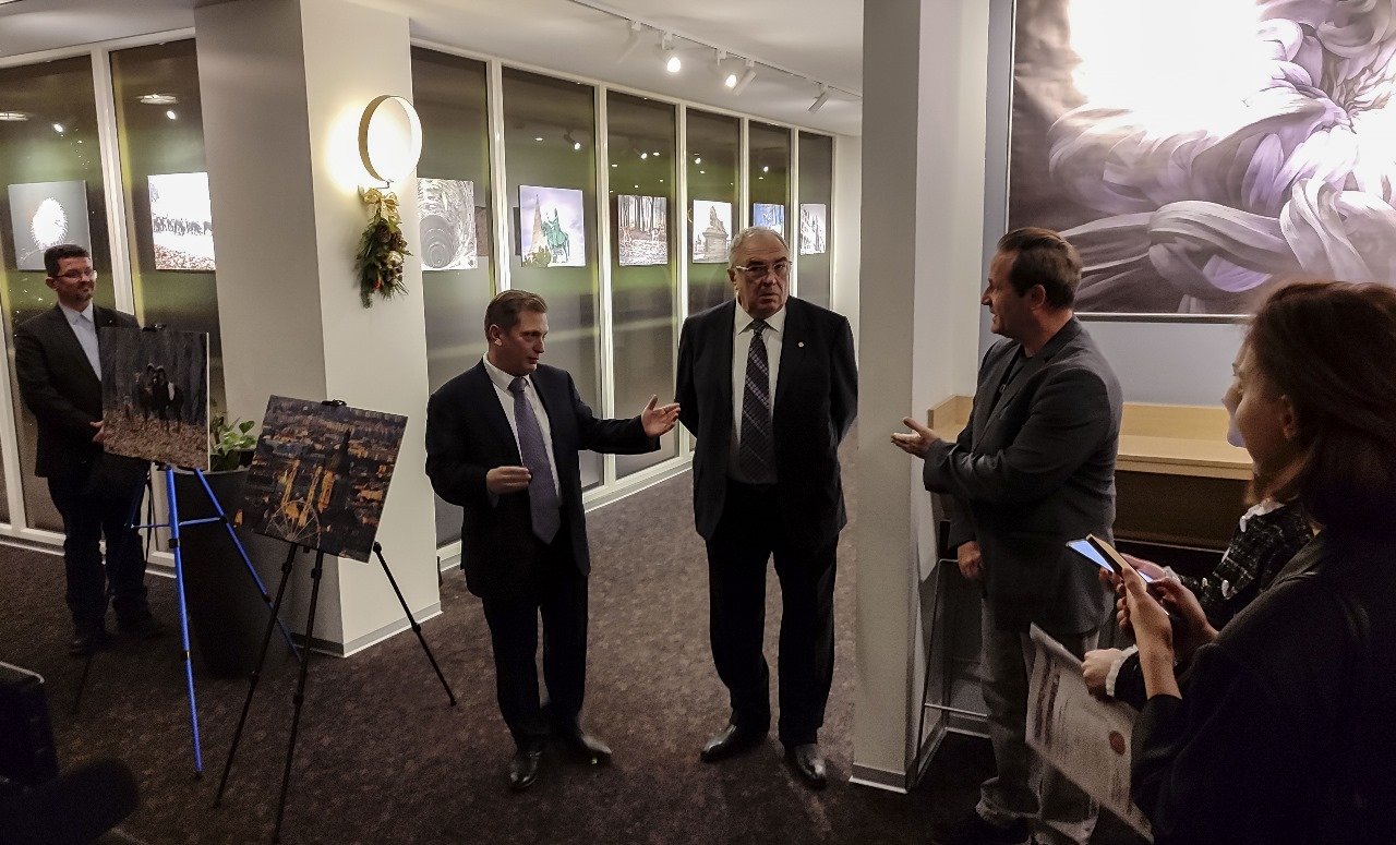 В Екатеринбурге открылась фотовыставка «Венгрия: город и природа» В Екатеринбурге открылась фотовыставка «Венгрия: город и природа»