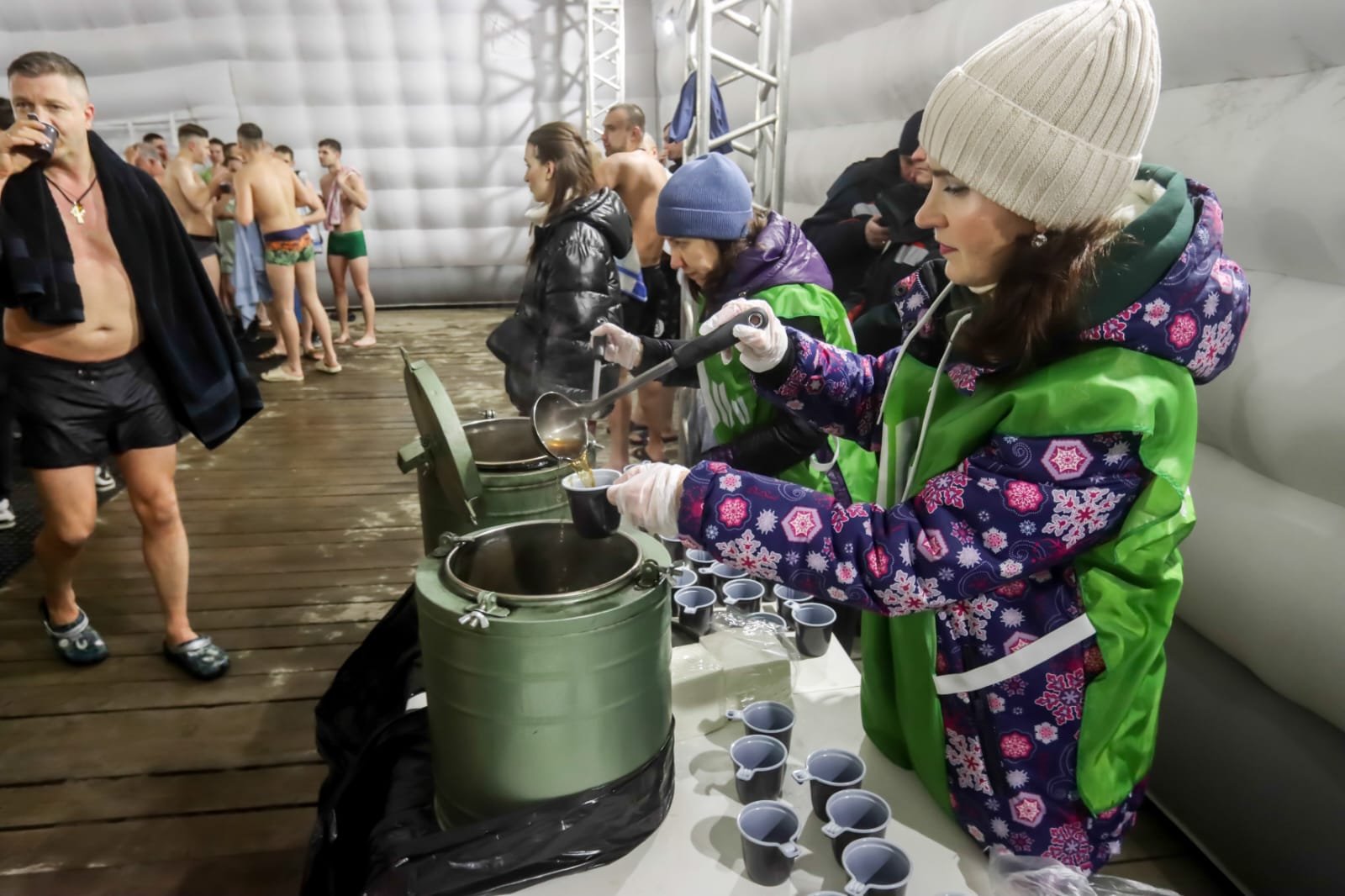 В Академическом районе отпраздновали Крещение В Академическом районе отпраздновали Крещение