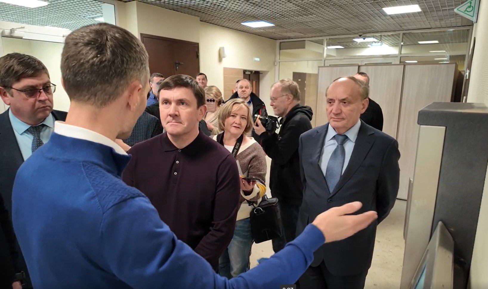 Свердловские власти осмотрели новую школу в Пышме Свердловские власти осмотрели новую школу в Пышме