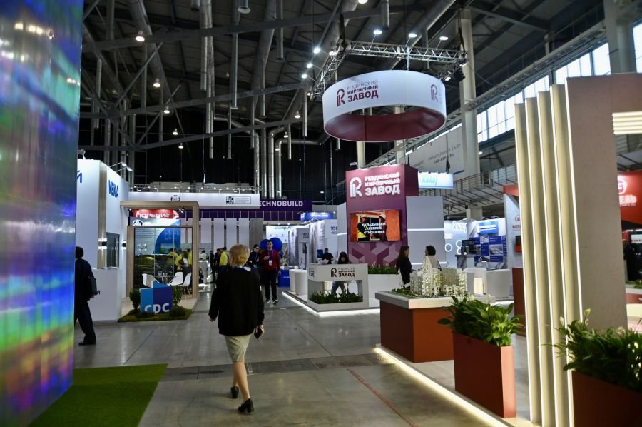 Свердловские власти готовятся к 100+ TechnoBuild 2025 Свердловские власти готовятся к 100+ TechnoBuild 2025