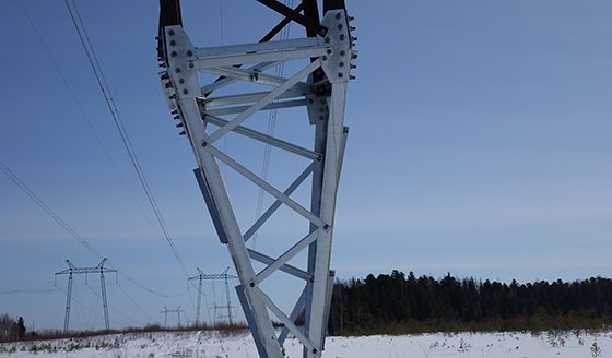 Энергетики филиала ПАО «Россети» — МЭС Урала обновят 18 опор ЛЭП в Нижневартовском районе