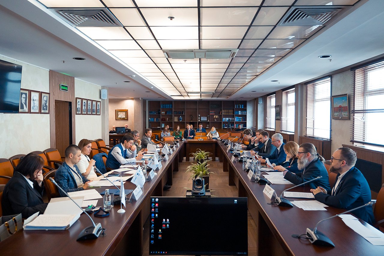 Финалисты юридического конкурса МГУ получили рабочий офер в холдинг «Общество Малышева 73»