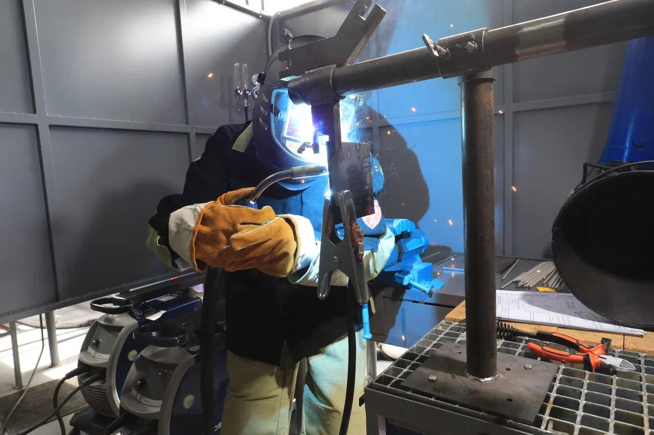 ЕВРАЗ готовит молодых специалистов ЕВРАЗ готовит молодых специалистов