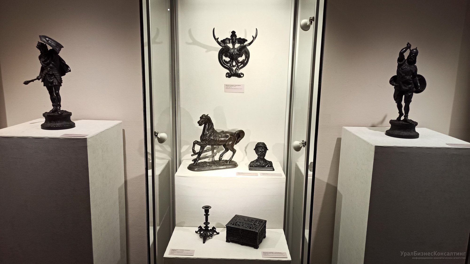 В Екатеринбургском музее ИЗО сегодня пройдет кураторская экскурсия «Неизвестная Куса» В Екатеринбургском музее ИЗО сегодня пройдет кураторская экскурсия «Неизвестная Куса»