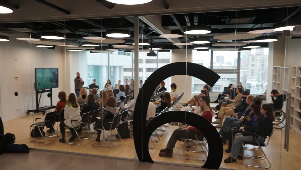 Цифровые технологии меняют реальность Цифровые технологии меняют реальность