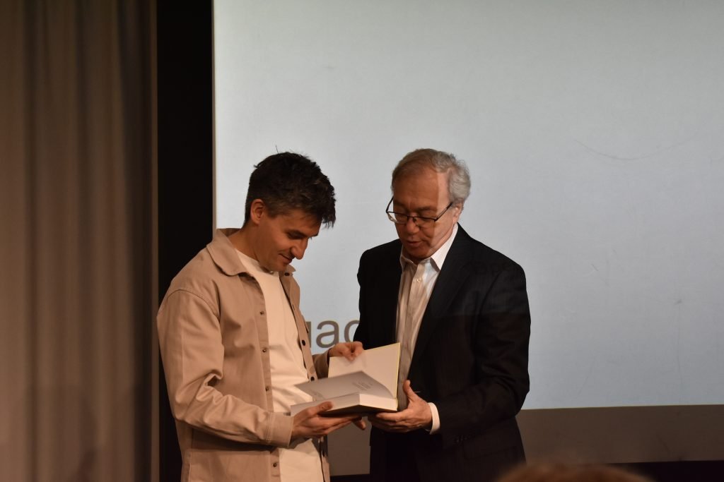 Цифровые технологии меняют реальность Цифровые технологии меняют реальность