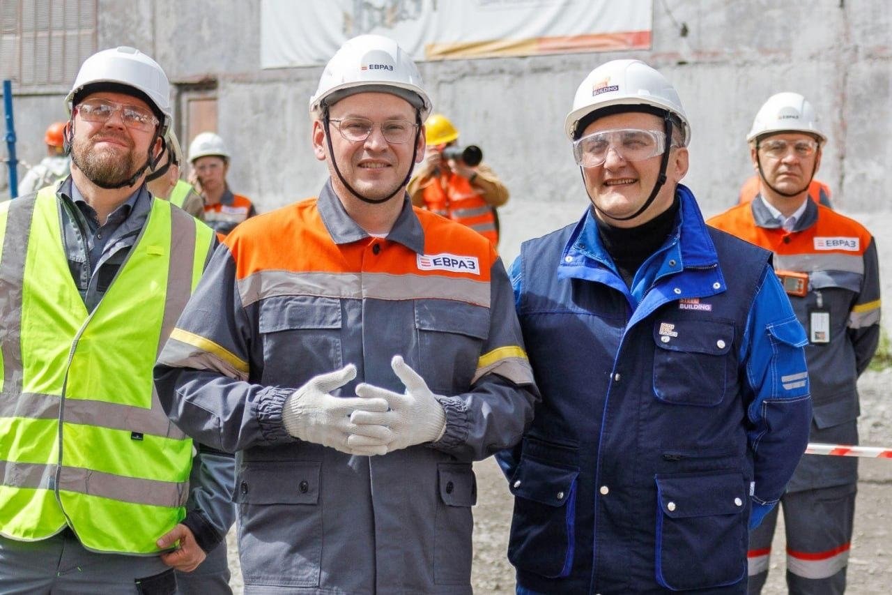 В Новокузнецке достроили башни серогазоочистки аглофабрики ЕВРАЗ ЗСМК