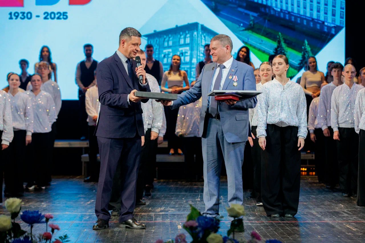 ЕВРАЗ ЗСМК направил 13 млн руб на покупку оборудования для СибГИУ