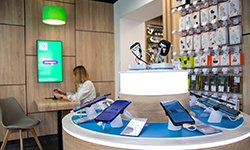 У сотрудников салонов связи появился ИИ-помощник