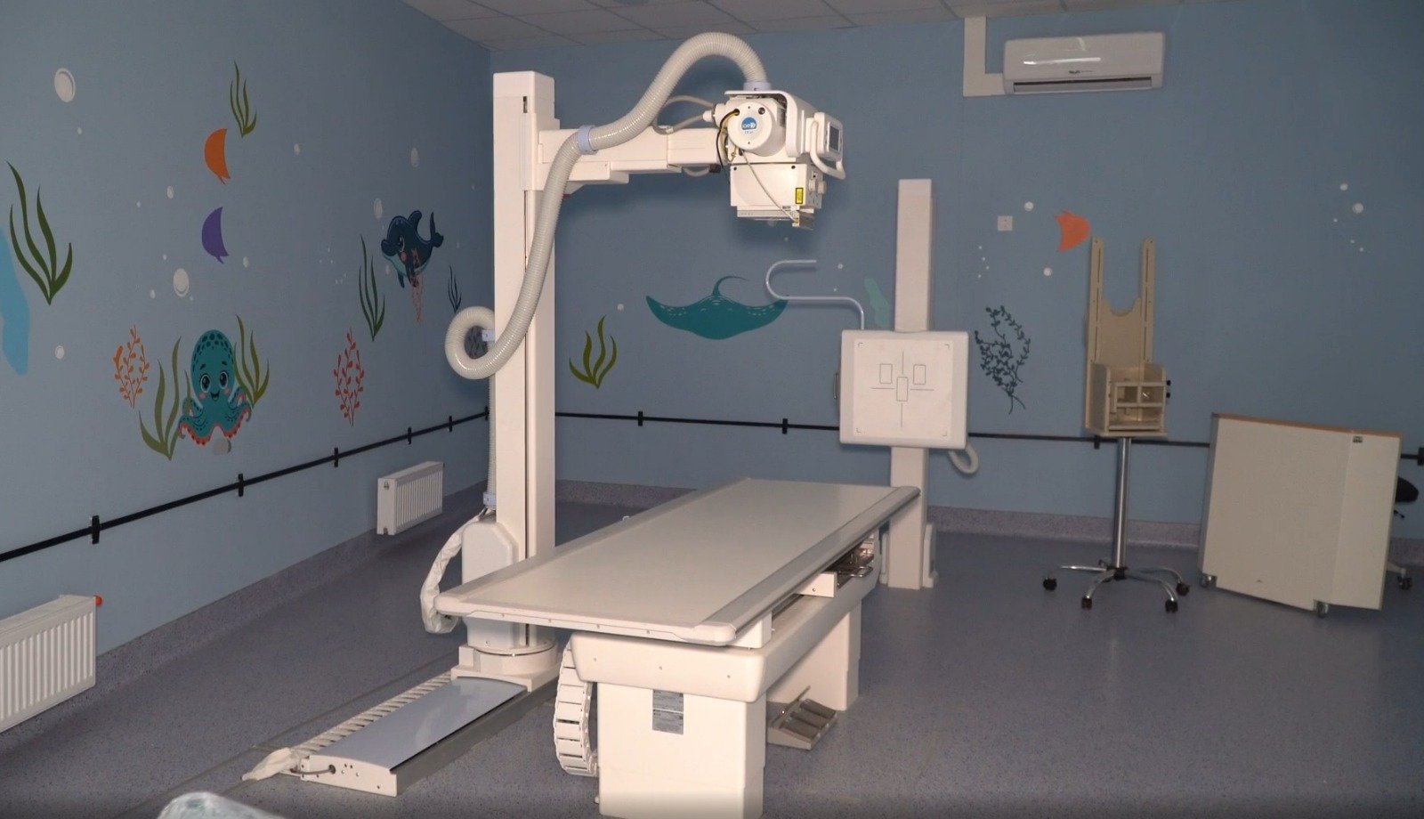 Интерьеры новой поликлиники ДГКБ № 9 на Готвальда расписали художники