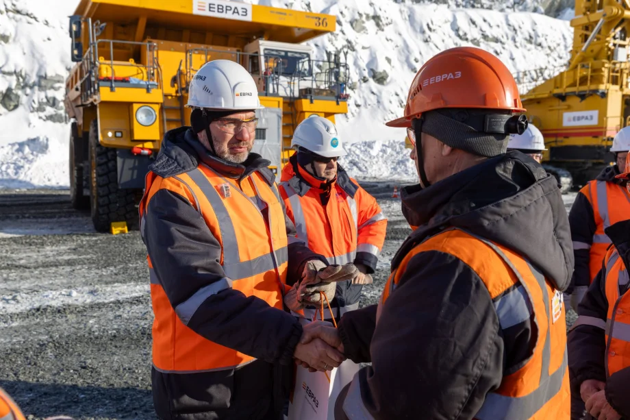 Управление по связям с общественностью РЦКО «Урал» ЕВРАЗ.